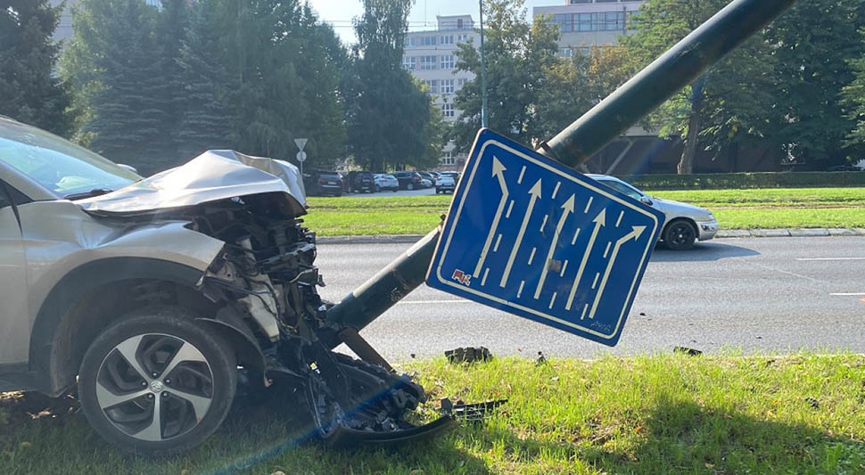 saobracajka sarajevo auto stub.jpg